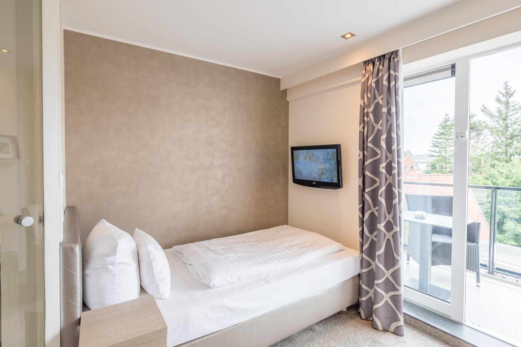 Thomas Hotel Spa & Lifestyle Хузум Екстериор снимка