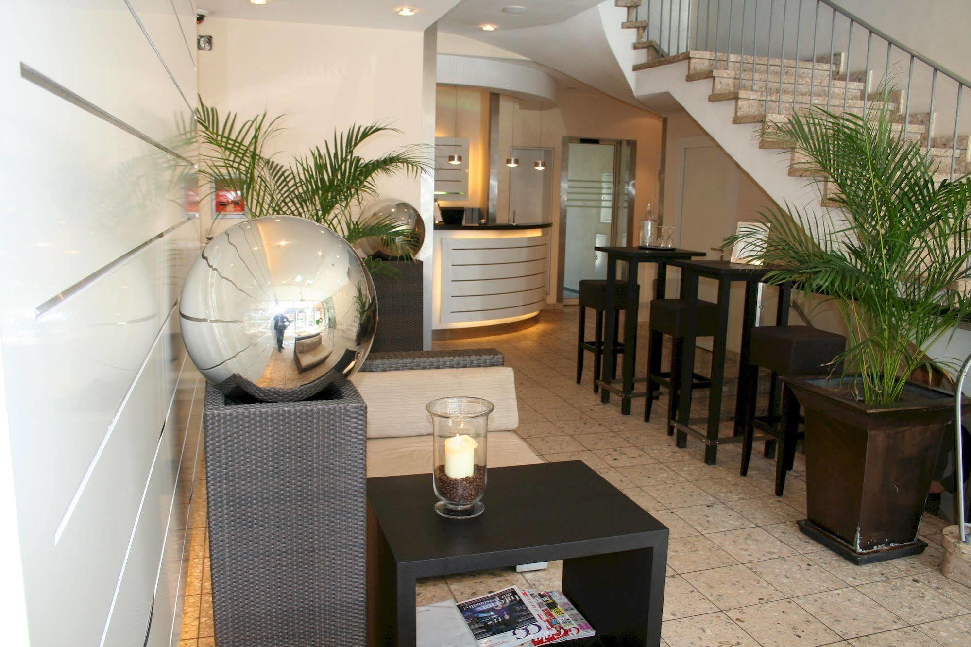 Thomas Hotel Spa & Lifestyle Хузум Екстериор снимка