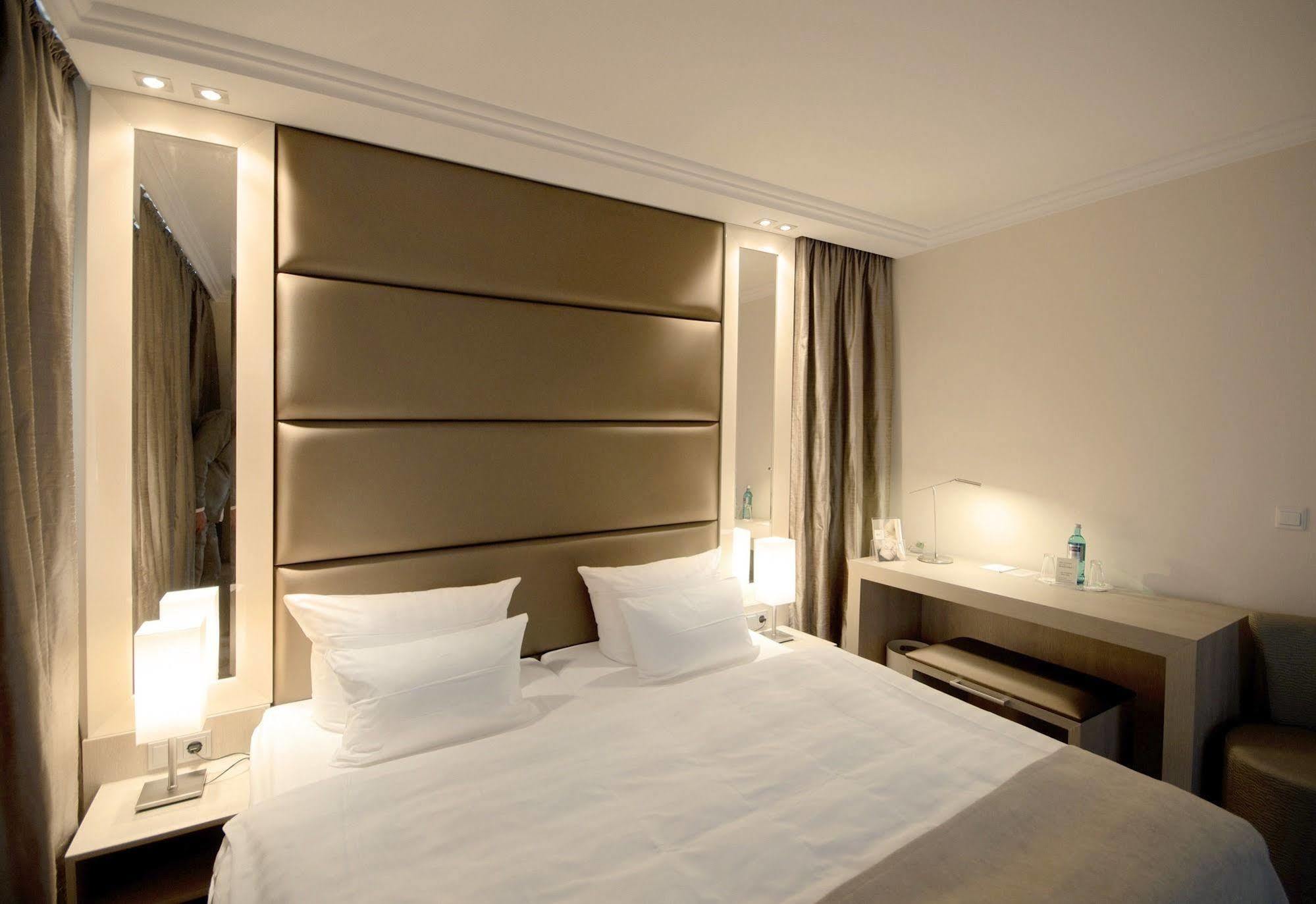 Thomas Hotel Spa & Lifestyle Хузум Екстериор снимка