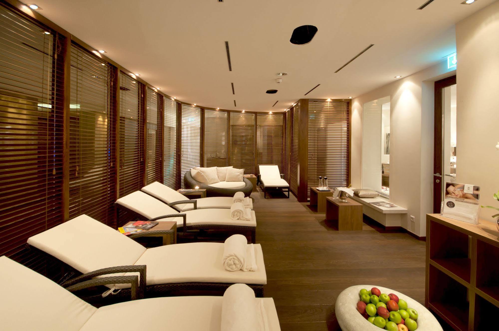 Thomas Hotel Spa & Lifestyle Хузум Екстериор снимка