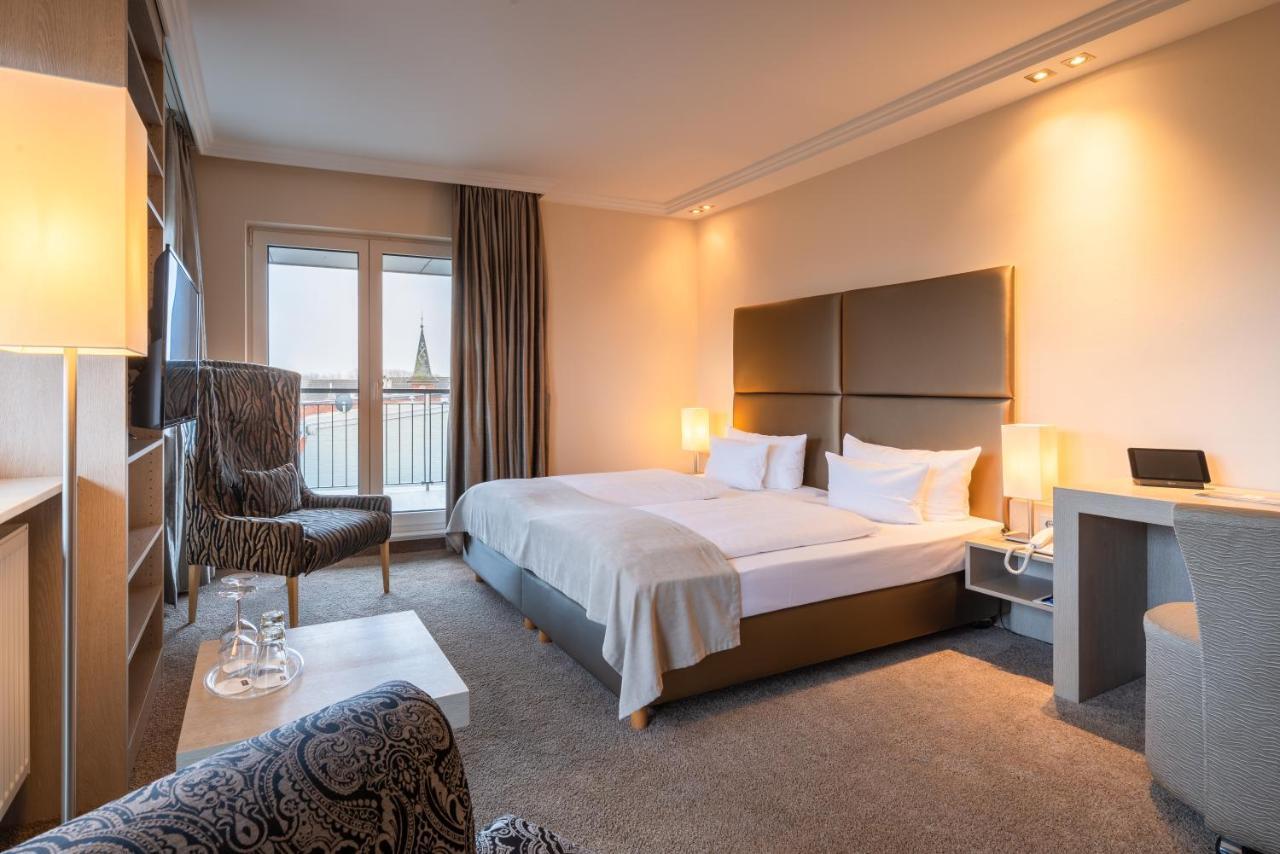 Thomas Hotel Spa & Lifestyle Хузум Екстериор снимка